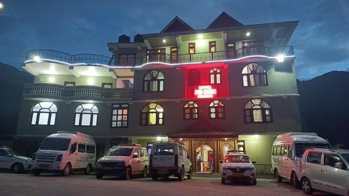 Debbhumi Regency Hotel Sangla Luaran gambar