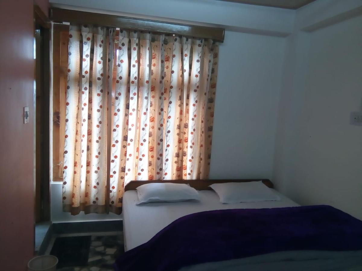 Debbhumi Regency Hotel Sangla Luaran gambar