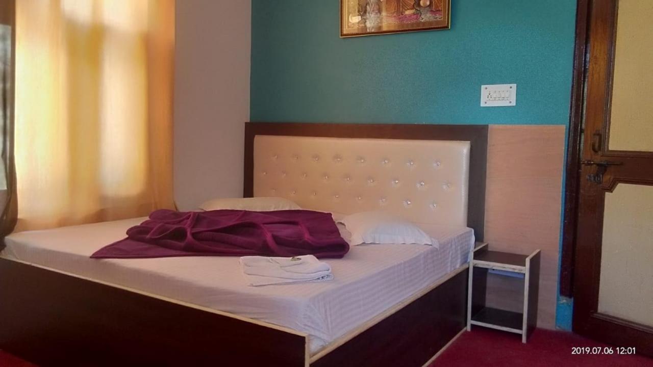Debbhumi Regency Hotel Sangla Luaran gambar